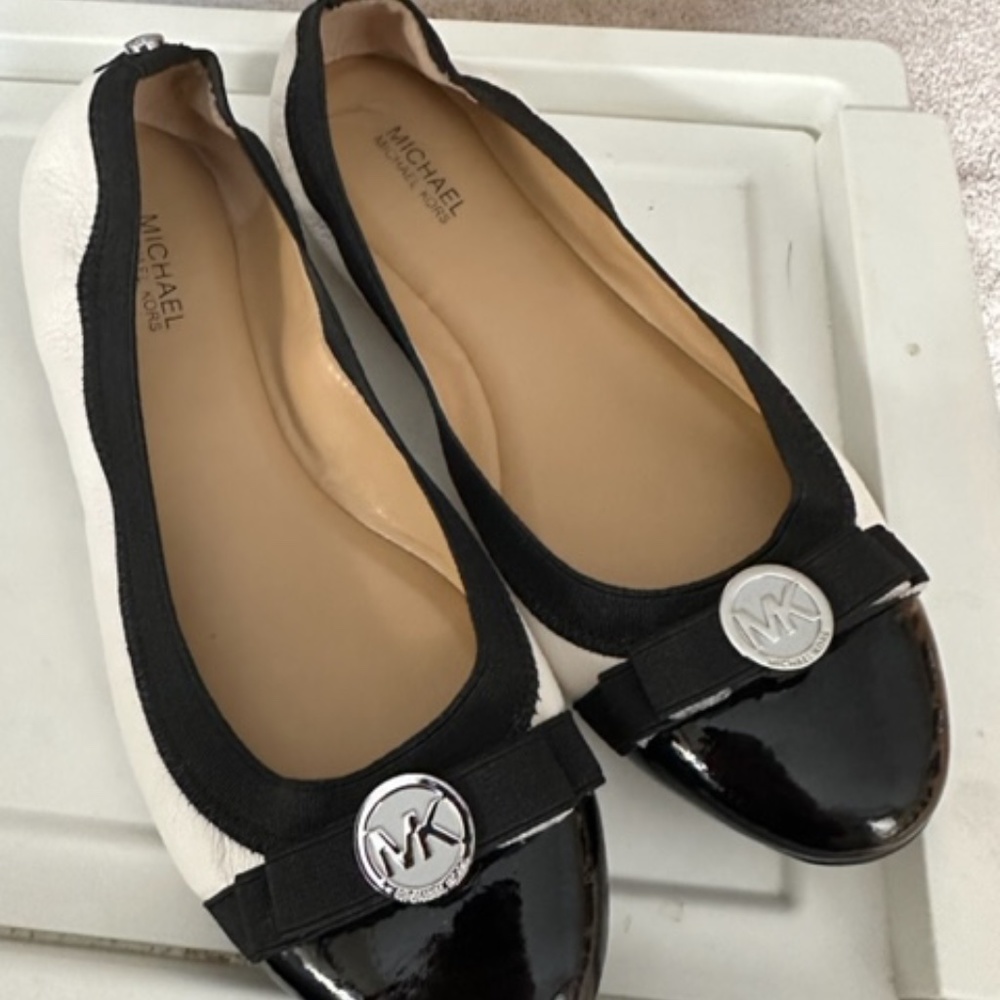 Michael Kors Ballet Flats